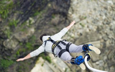 Saut à l’élastique : informations générales à connaître avant votre voyage