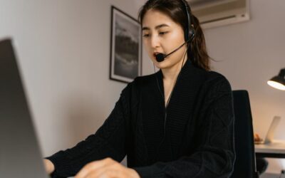 Les outils secrets des hôtesses de téléphone rose